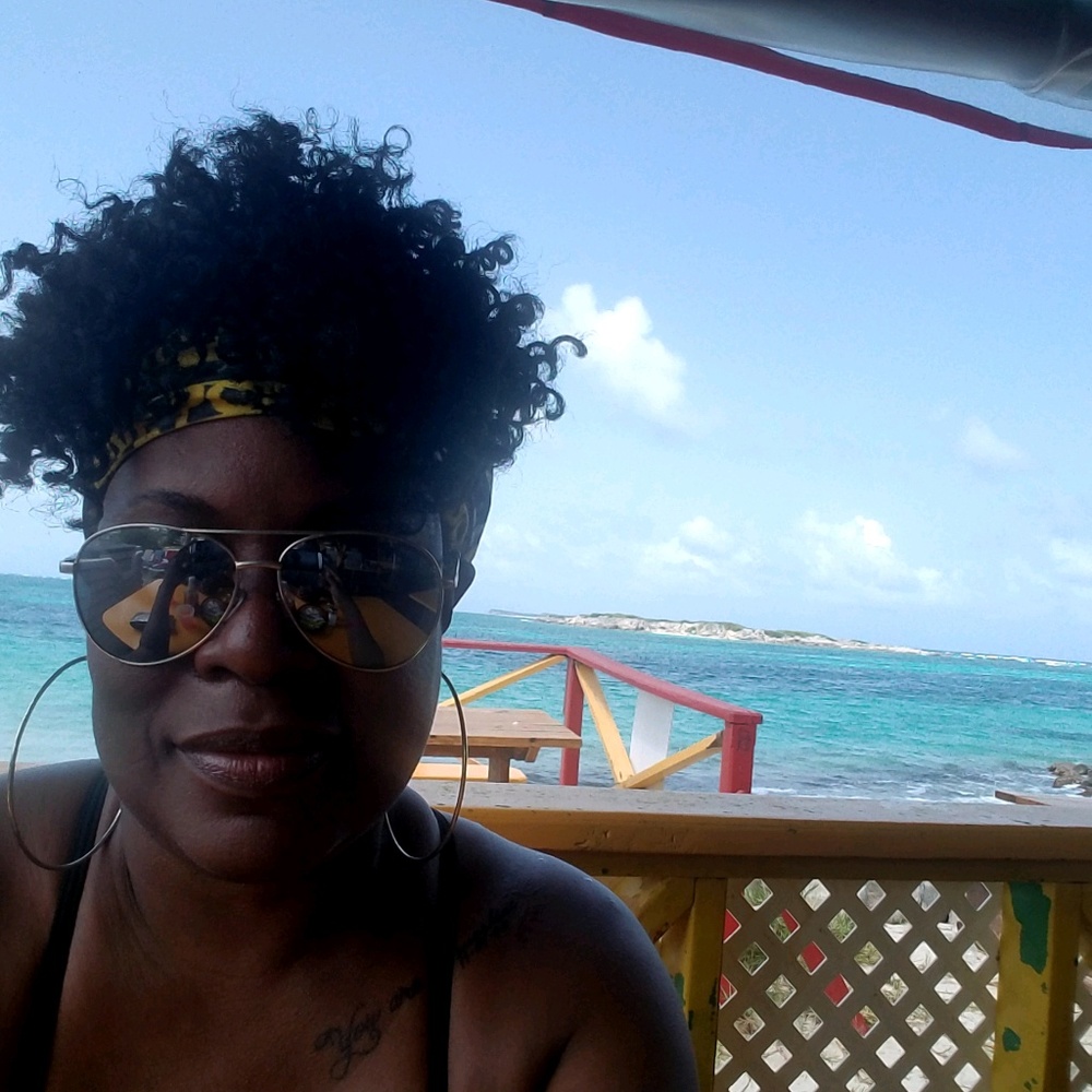 Meet your Posher, Sherron
